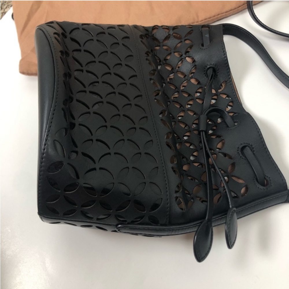 Alaia Bag Black Crossbody Leather Laser Cut Out Bucket Drawstring - Picture 4 of 15